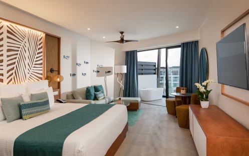 Preferred Club Junior Suite Tropical View